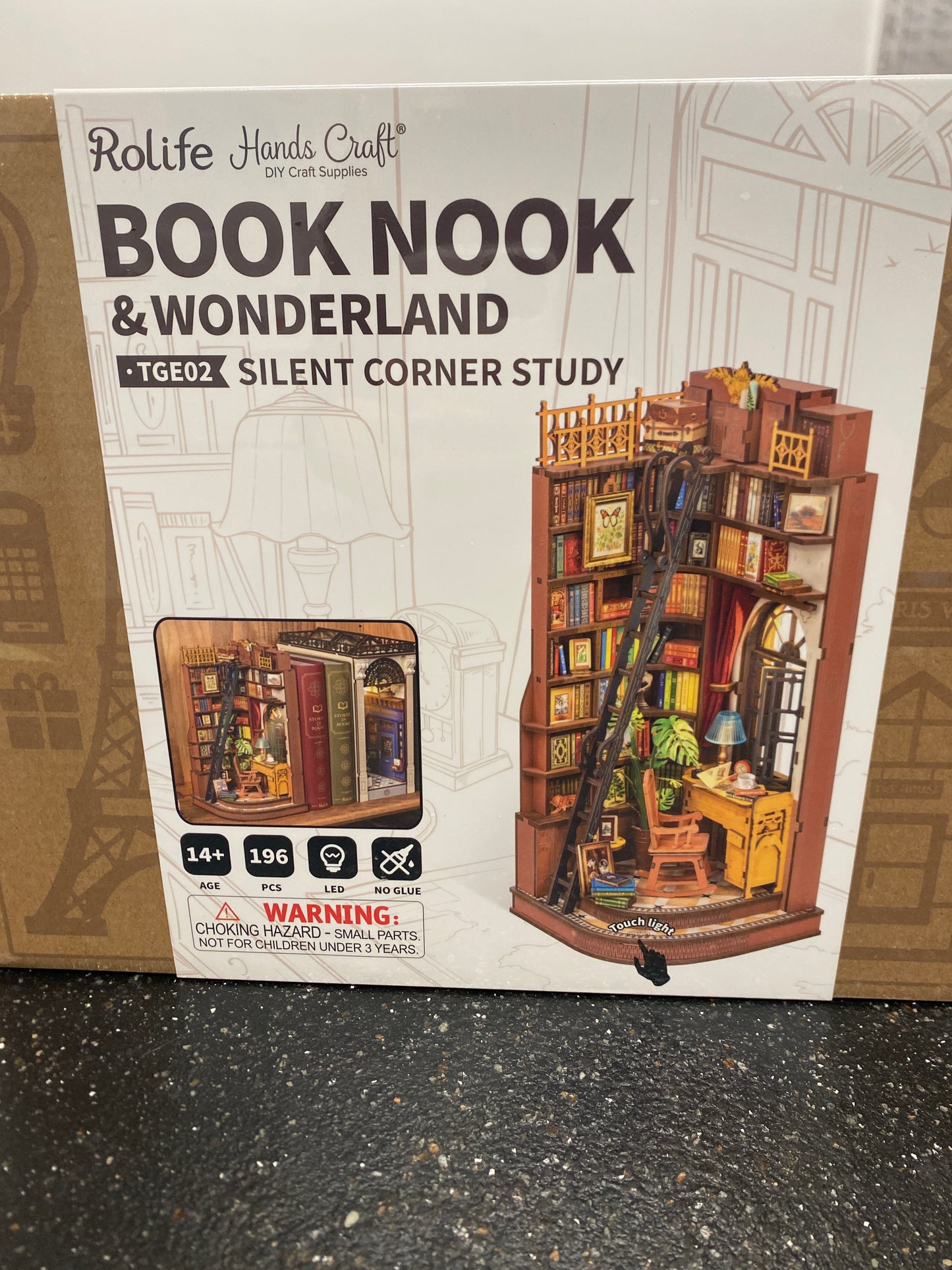 DIY Book Nook - Silent Corner Study